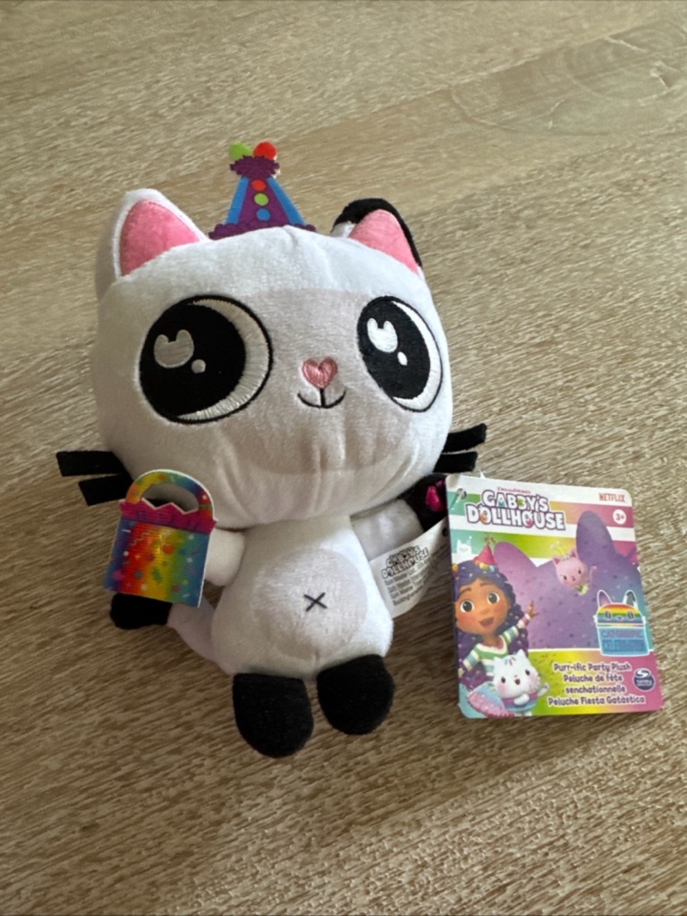 NWT Gabby's Dollhouse Purr-ific Party Plush - Pandy Paws 9”
